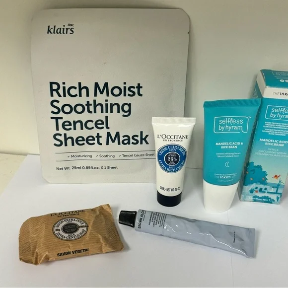 Mini Skincare set - Picture 3 of 3